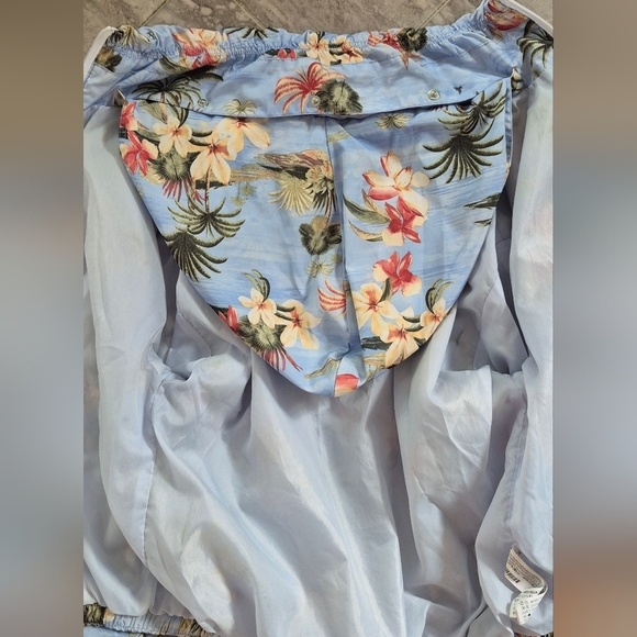 Forever 21 Tropical Print Bomber Jacket - Picture 4 of 11